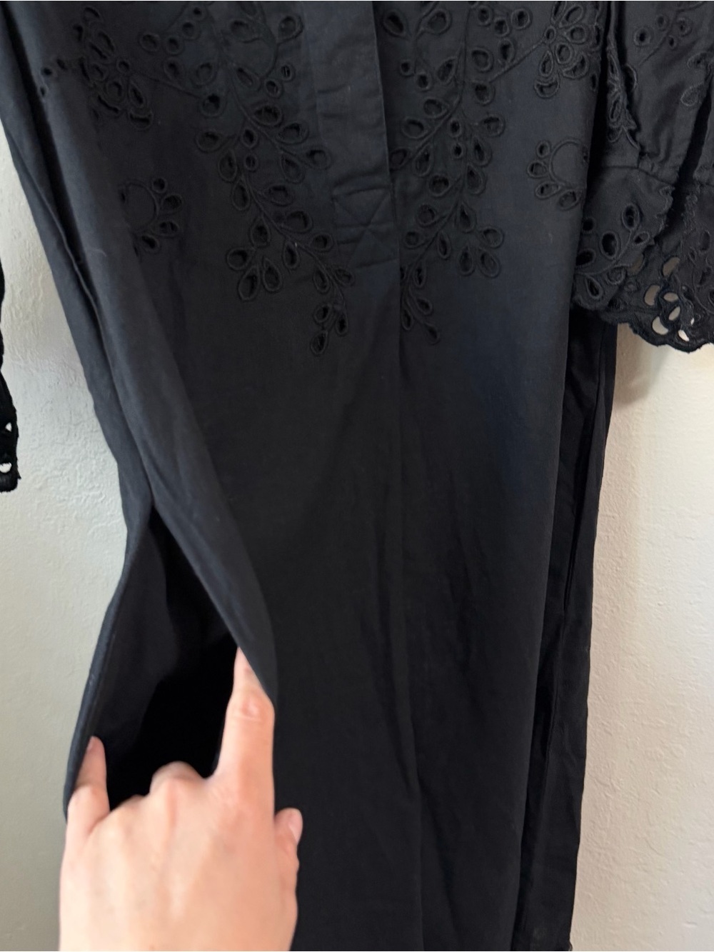 Connie Roberson Black Eyelet Button Down Tunic Shirtdress XS w/ pockets like new - Picture 10 of 10